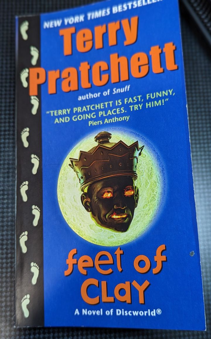Feet of Clay - Murders, Golems and Political Commentary!